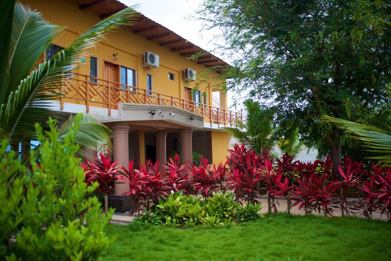 Hotel Soberao Esmeraldas Bagian luar foto