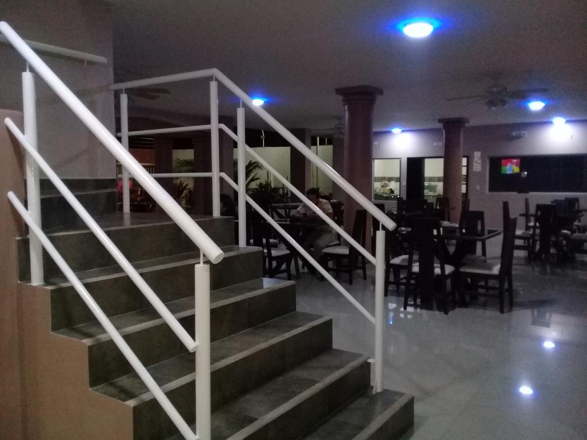 Hotel Soberao Esmeraldas Bagian luar foto