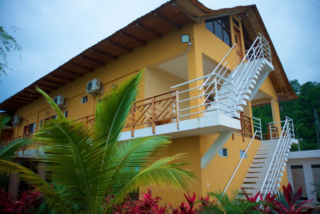 Hotel Soberao Esmeraldas Bagian luar foto