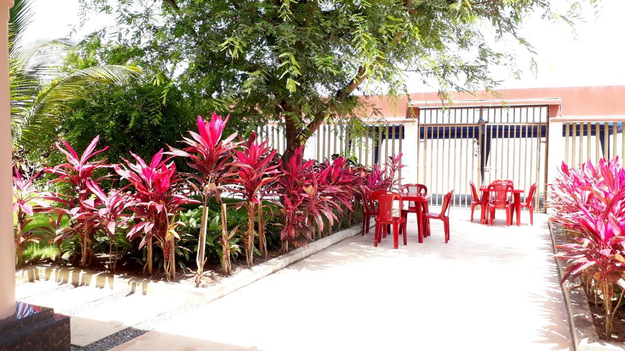 Hotel Soberao Esmeraldas Bagian luar foto