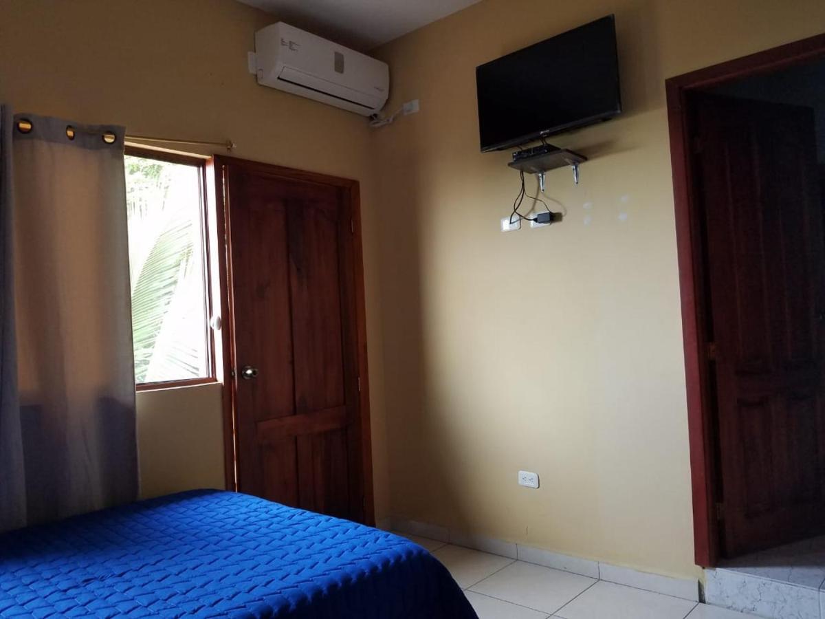Hotel Soberao Esmeraldas Bagian luar foto